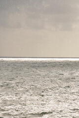 Obraz premium Authentic landscape photography from Bahia, Brazil — capturing the tropical beauty of Itacaré beaches and the mountains of Vale do Pati in Chapada Diamantina. Natural light, ocean reflections, mist,