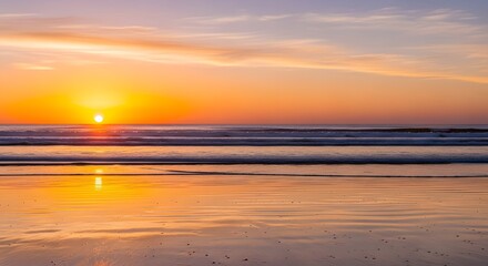 Fototapeta premium Golden Hour Ocean Sunset Panorama