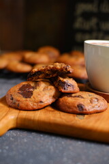 chocolate chip cookies
