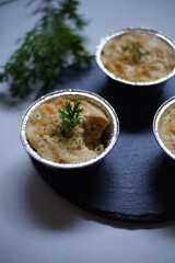 macaroni schotel in cup