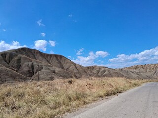 I calanchi del Cannizzola, un deserto nell'entroterra siciliano.