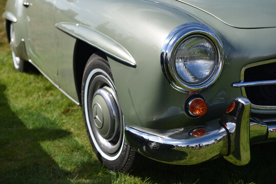 Mercedes-Benz W121 190 SL Roadster