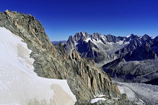 View from the T&eacute;l&eacute;cabine Panorama Mont-Blanc of the mountains Aiguille Vert, Les Droites, Les Courtes, in the foreground the Glacier du G&eacute;ant, Chamonix-Mont-Blanc, Haute-Savoie, France