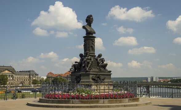 Monument to Ernst Friedrich August Rietschel, sculptor, late classicism, Bruehl Terrace, Dresden, Saxony, Germany