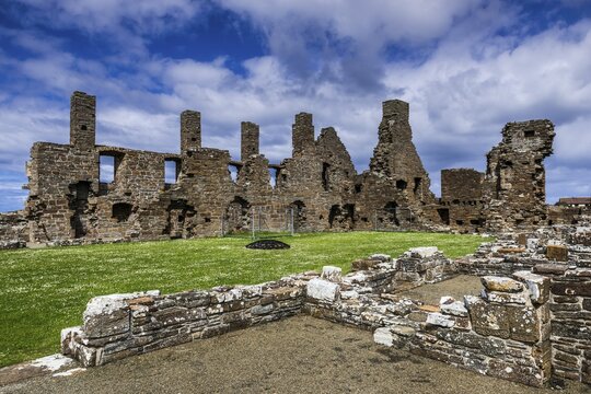 Earl's Palace castle ruins, Birsay, Orkney Islands, Scotland, Great Britain