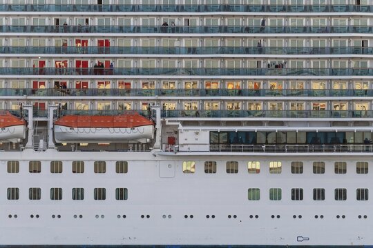 Cruise ship shelf Princess, Princess Cruises, 330 metres long, 3600 passengers, outside cabins, Sweden