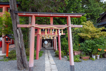 奈良県／天河大弁財天の稲荷社の鳥居（2025年8月28日撮影）