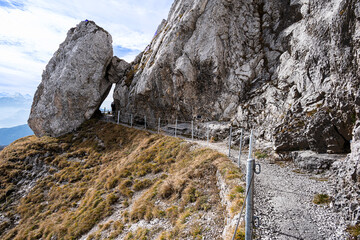 Wanderweg von Pilatus-Kulm zum Tomlishorn, Luzern, Schweiz