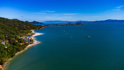 Ilha Praia Litoral Fortaleza Forte Português Verão Guarda Sol Areia Mar Oceano Paisagem Natureza...