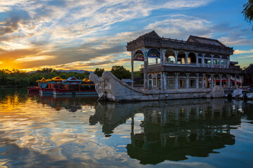 Fototapeta premium Marble Boat dusk and evening glow scenery in Summer Palace, Beijing, China