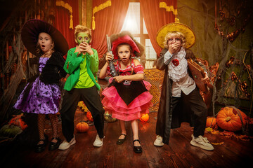 Naklejka premium Adventure Halloween Team