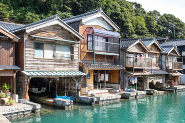 伊根の舟屋　町並み