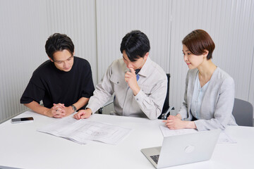 工務店での打ち合わせ