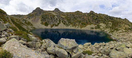 Bleu du Lac de Litou&egrave;se