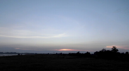 Sunset on the riverside of Vivsong and silent.