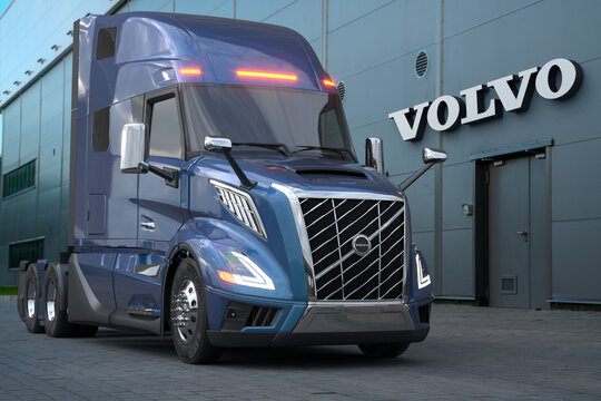 The all-new Volvo VNL 2025 Reveal competes with Tesla Semi.