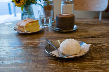 Delicious cocoa mochi ice cream ball