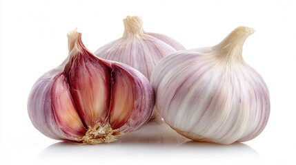 Obraz premium Garlic clove isolated on white background