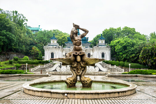 A stunning fountain features a unique sculpture in New Yuan Ming Palace