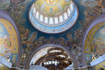 Naklejka premium Innenansicht der Agios Andreas Kirche in Patras, Peleppones (Griechenland)