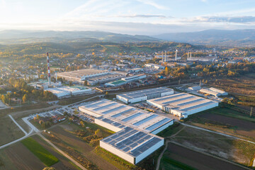 Nowy Sącz, zakłady produkcji okien. © Maciej G. Szling