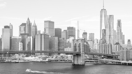 Fototapeta premium Stunning Lower Manhattan Skyline, Featuring NYC's Famous Skyscrapers and Architecture