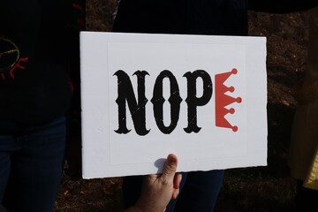 Sign Says NOPE to Kings in America