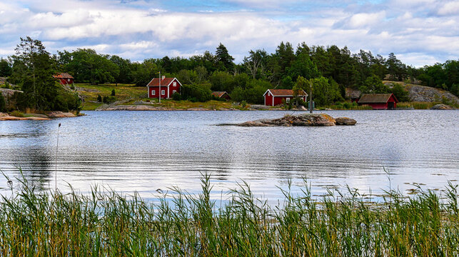Blick zu einer n&auml;chsten Sch&auml;reninsel im Naturreservat Stend&ouml;rren in Schweden