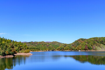 秋　宮城県の二ツ石ダム　

