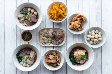 Boiled pork with Chinese medicine and spicy dipping sauce