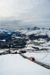 St. Moritz, St. Moritzersee, Muottas Muragl, Piz Julier, Piz Ot, Seenplatte, Stazerwald, Stazersee, Oberengadin, Alpen, Graubünden, Winter, Wintersport, Winterlandschaft, Bergbahn, Schweiz