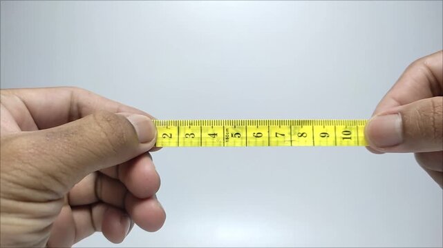 Display of tape measure in centimeters