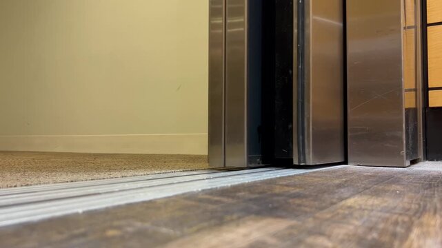 Elevator Doors closing and opening