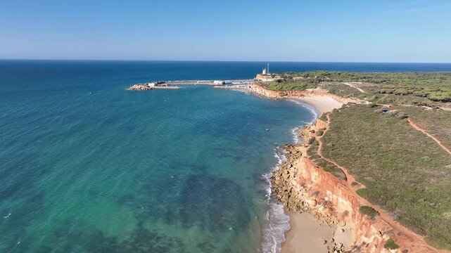 vista a&eacute;rea de la cala del aceite en Conil de la Frontera, Espa&ntilde;a