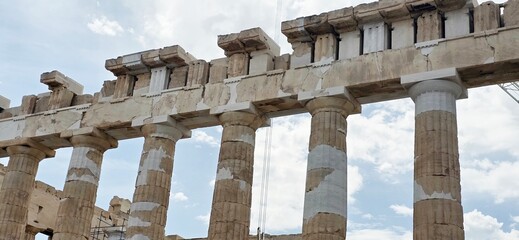 Fototapeta premium The Parthenon Temple, at the Acropolis of Athens, Greece.