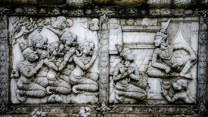 Obraz premium Exploring the Ancient Art of Relief Sculpture: DSC5234jpg Highlights Temple Carvings and Cultural Heritage in History