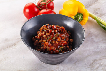 Black eye beans wutg tomato sauce