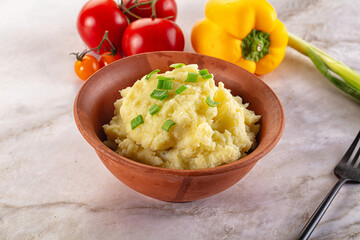 Mashed potato with green onion