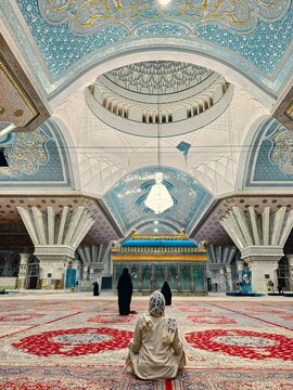 Inside shining Tehrans Grand Mosque