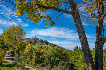 A narrowboat on the Pontcysllyte Aqueduct, carrying the Llangollen Canal over the River Dee, Wrexham, Wales
