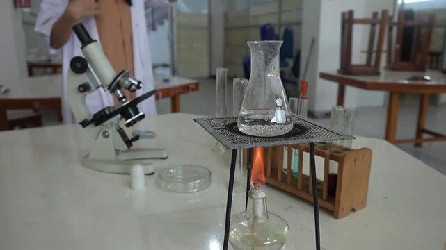 science experiment in the lab 