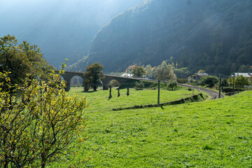 Rampe des Kehrviadukts bei Brusio
