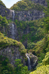 Wasserfall in Madeira bei Tageslicht &ndash; beeindruckende Naturlandschaft