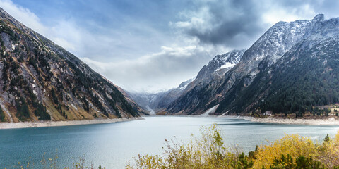 Panorama des Speichersee Schlegeis im tiroler Zillertal