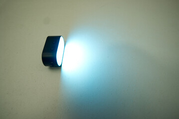 Device Three-axis cell phone gimbal