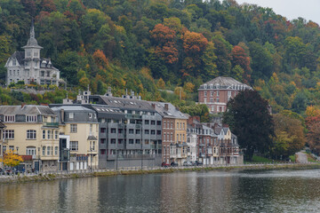 dinant und namur in der belgischen wallonie
