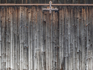 Alte und verwitterte Bretterwand