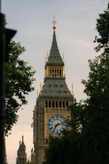 Fototapeta premium Agujas del reloj más famoso del mundo, el Big Ben, mal dicho, en realidad es el Elizabeth Tower