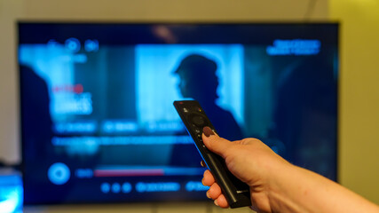  Coventry Hand Holding Remote