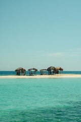 Paisaje en el Mar, playa, sol y arena